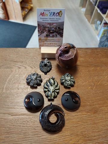 pendentif en obsidienne