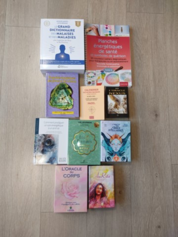 livres ésotériques et oracles