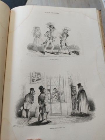 Livre ancien rare : l'album des bêtes